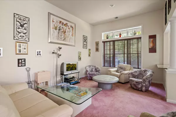 Eastport, NY 11941,226 Sonata CT