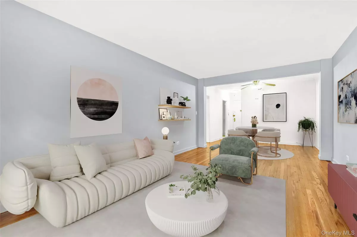 Jackson Heights, NY 11372,37-50 87th ST #4A