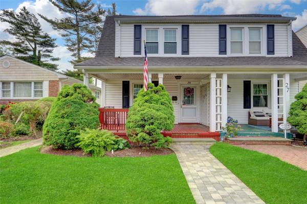 Garden City, NY 11530,29 Meadow ST