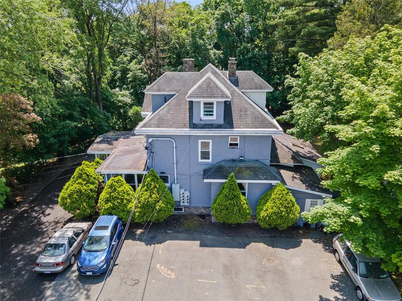 247 N Middletown RD, Pearl River, NY 10965