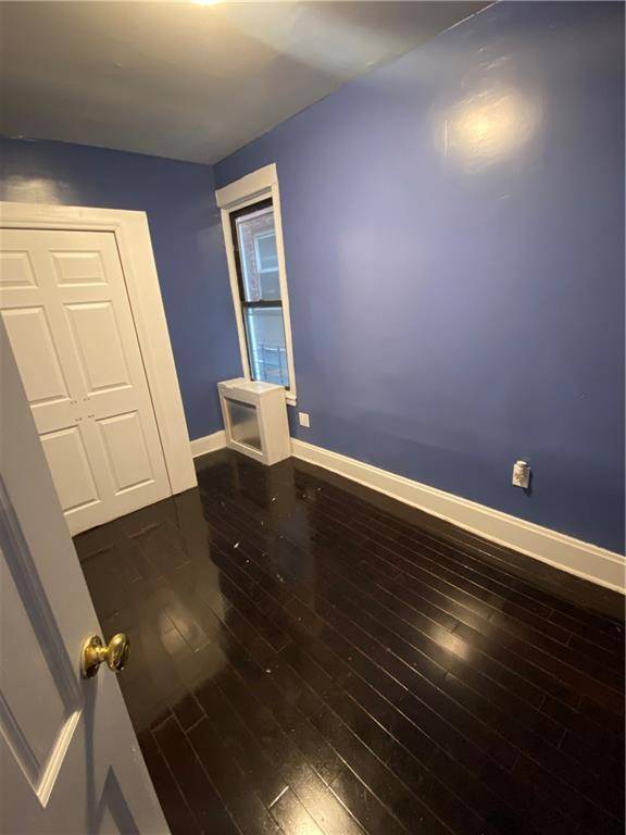 Bronx, NY 10466,732 E 223rd ST