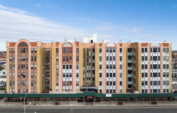 25 W Broadway #214, Long Beach, NY 11561