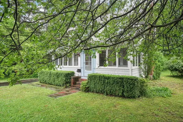 Montebello, NY 10901,18 Orchard ST