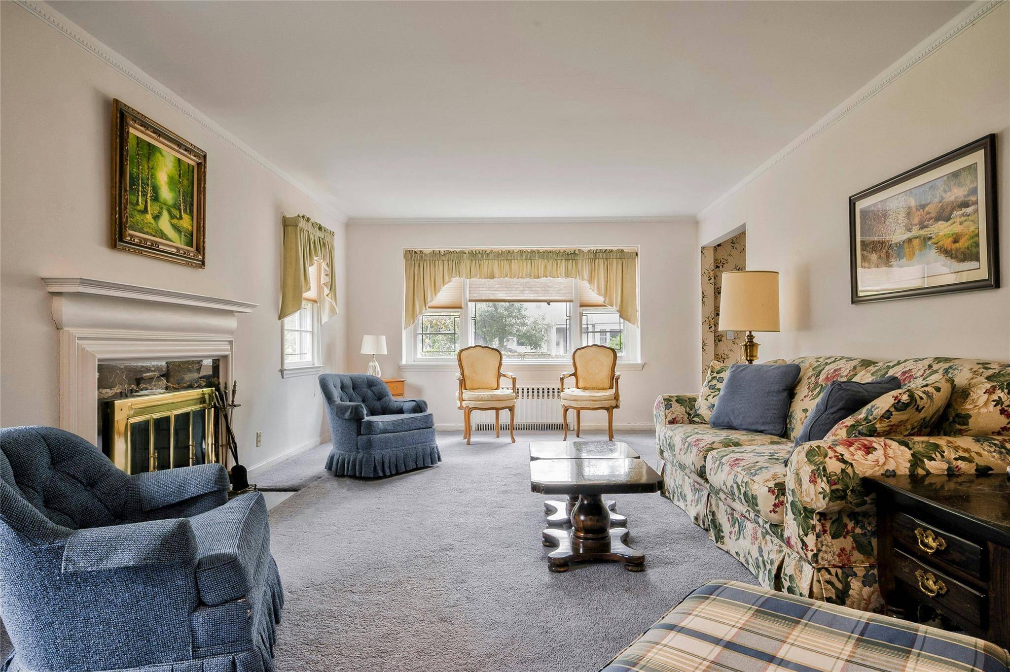 Rockville Centre, NY 11570,1310 Surrey PL