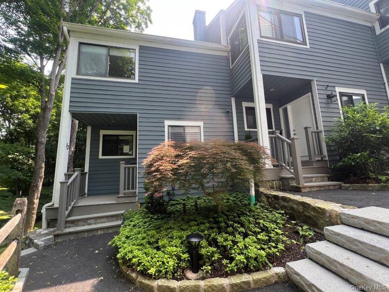 13 Timber RDG, Mount Kisco, NY 10549
