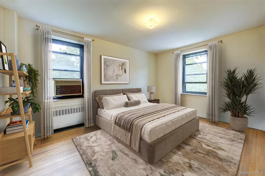 32-43 91 ST #504, East Elmhurst, NY 11369