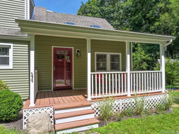 Cornwall, NY 12518,1 Westlin LN