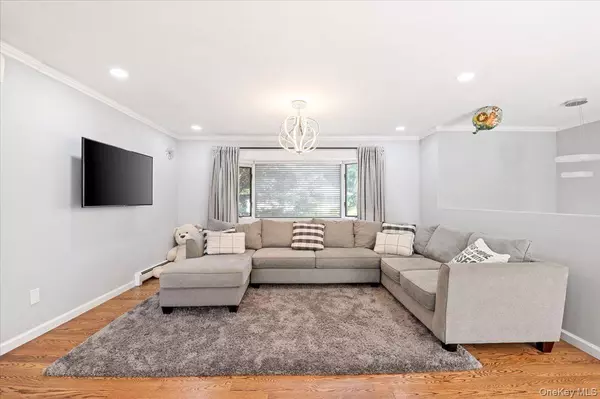 Bethpage, NY 11714,34 Dennis LN