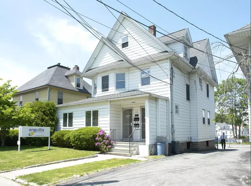 246 Central AVE, White Plains, NY 10606