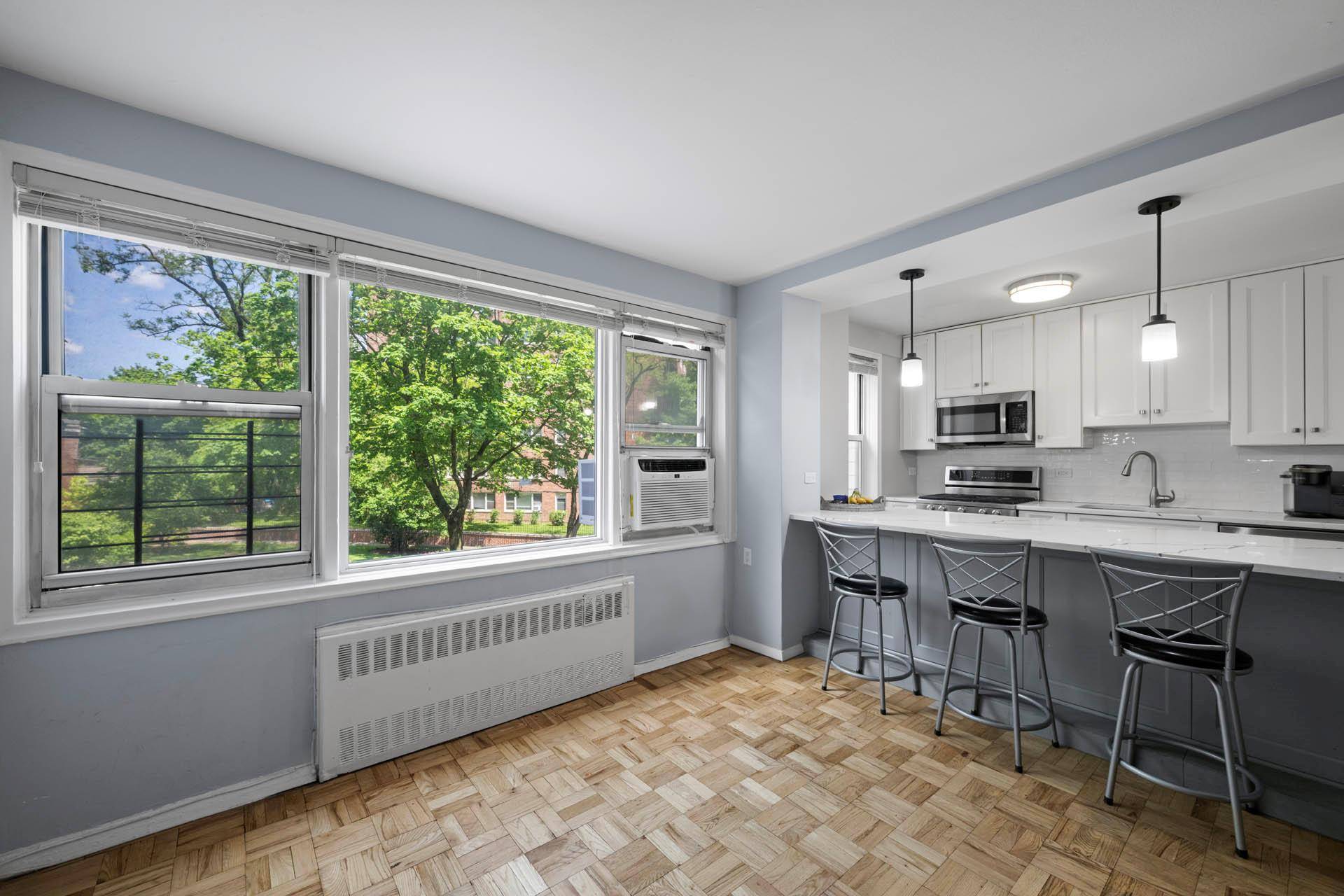 Bronx, NY 10471,4525 Henry Hudson Pkwy #204