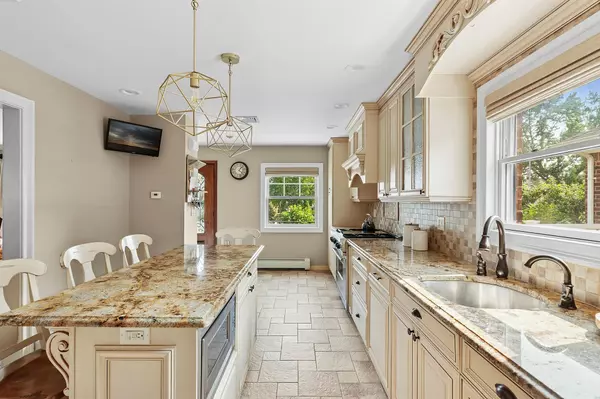 Whitestone, NY 11357,15707 22nd AVE
