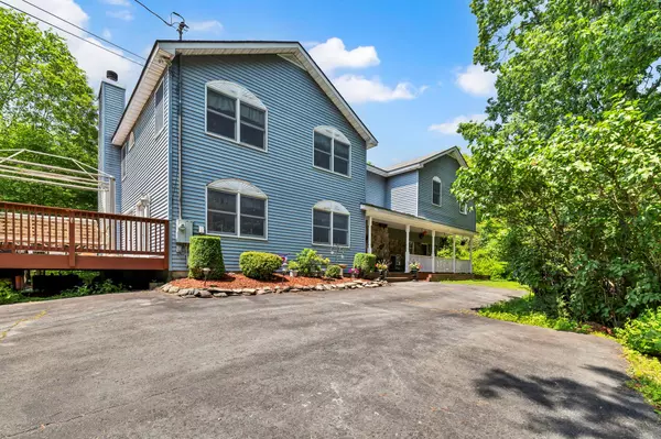 Chester, NY 10918,65 Oxford Springs RD