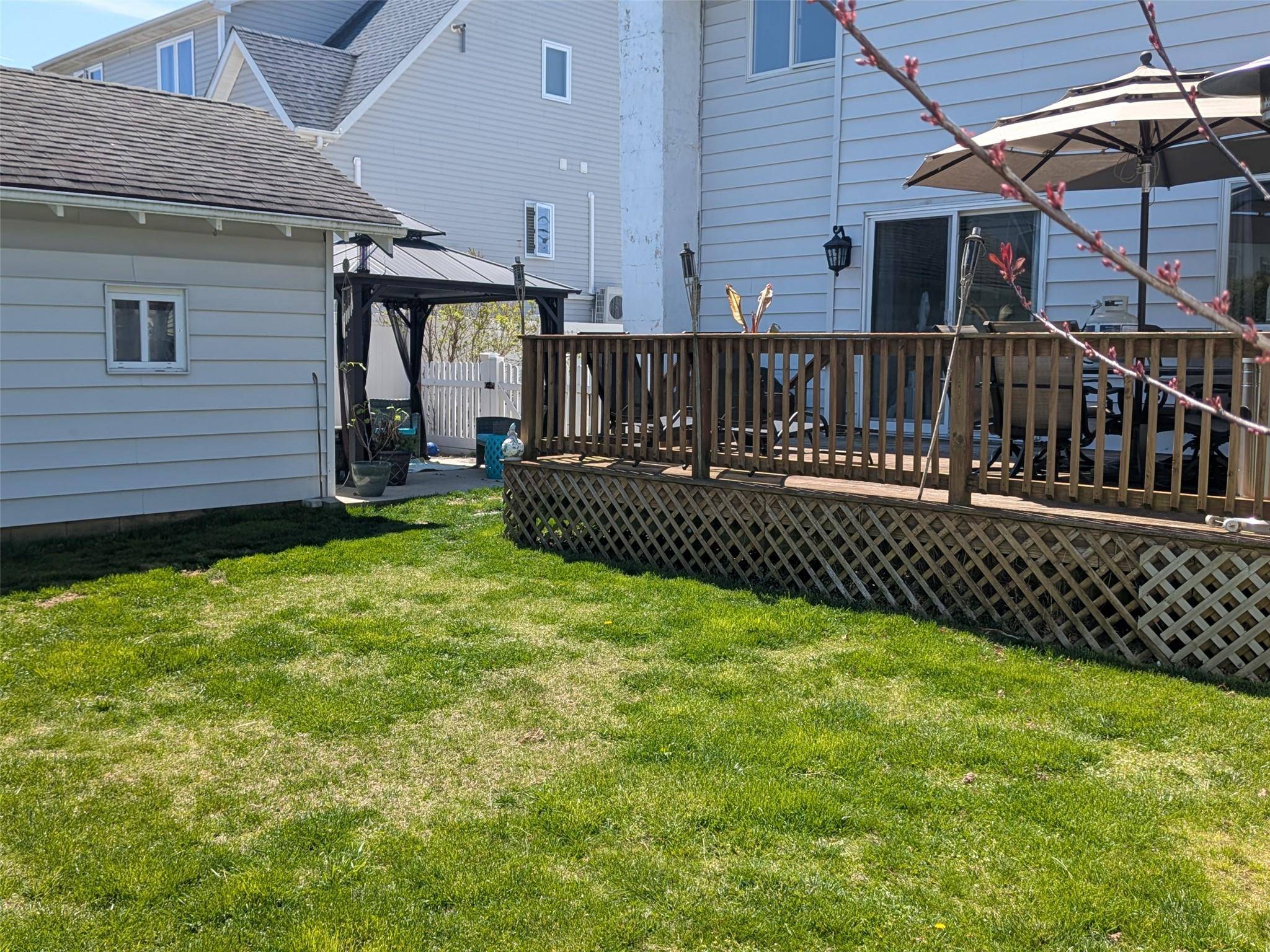 Baldwin, NY 11510,3403 Bay Front DR