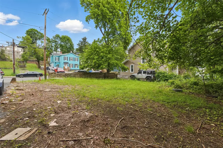 92 Linden AVE, Middletown, NY