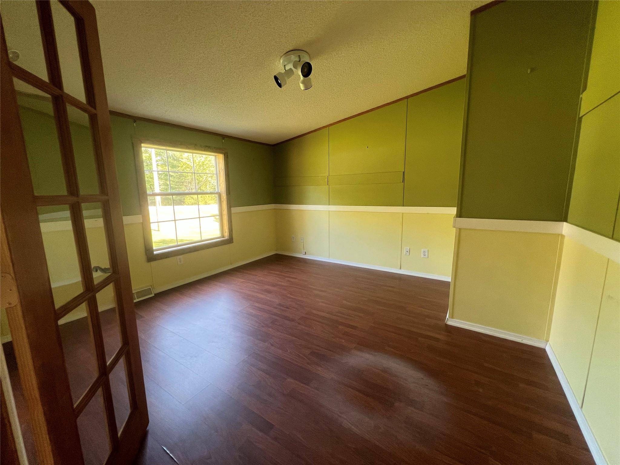 Narrowsburg, NY 12764,93 Beaver Brook RD