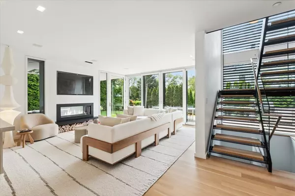 Rye, NY 10580,35 Halsted PL