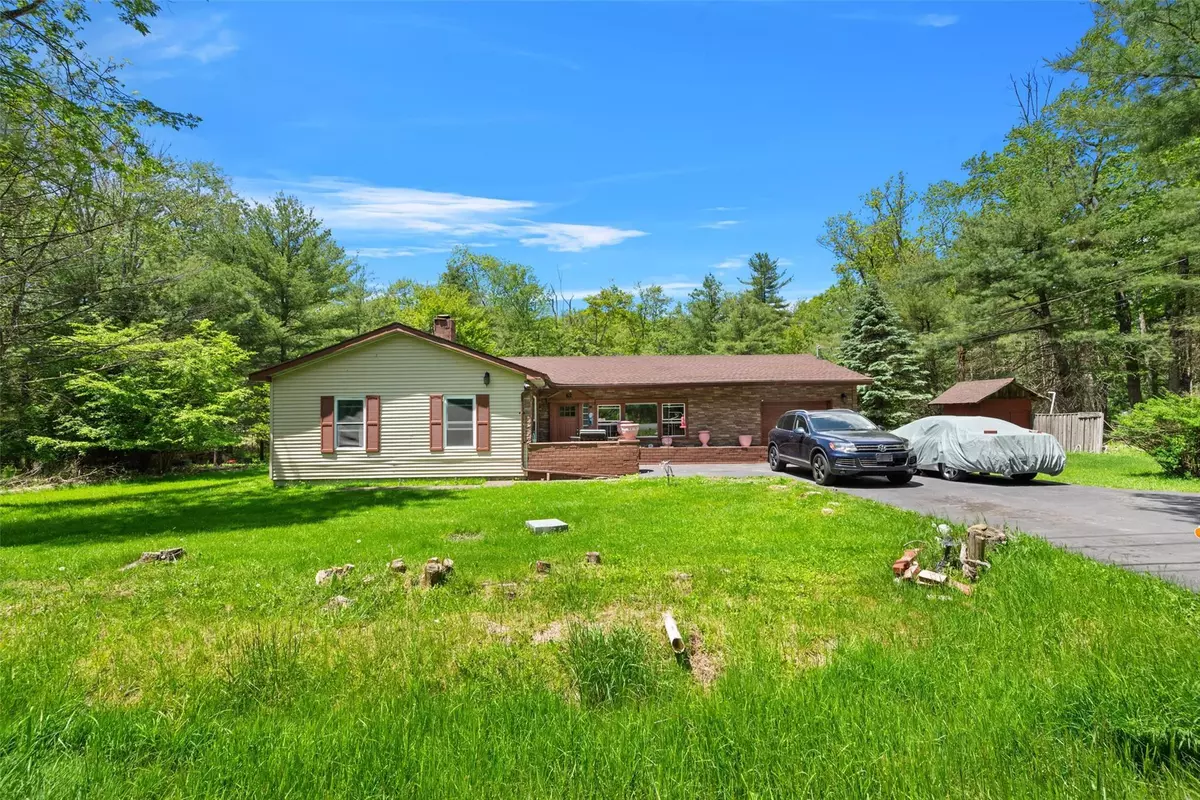 Eldred, NY 12737,62 Stefanyk RD