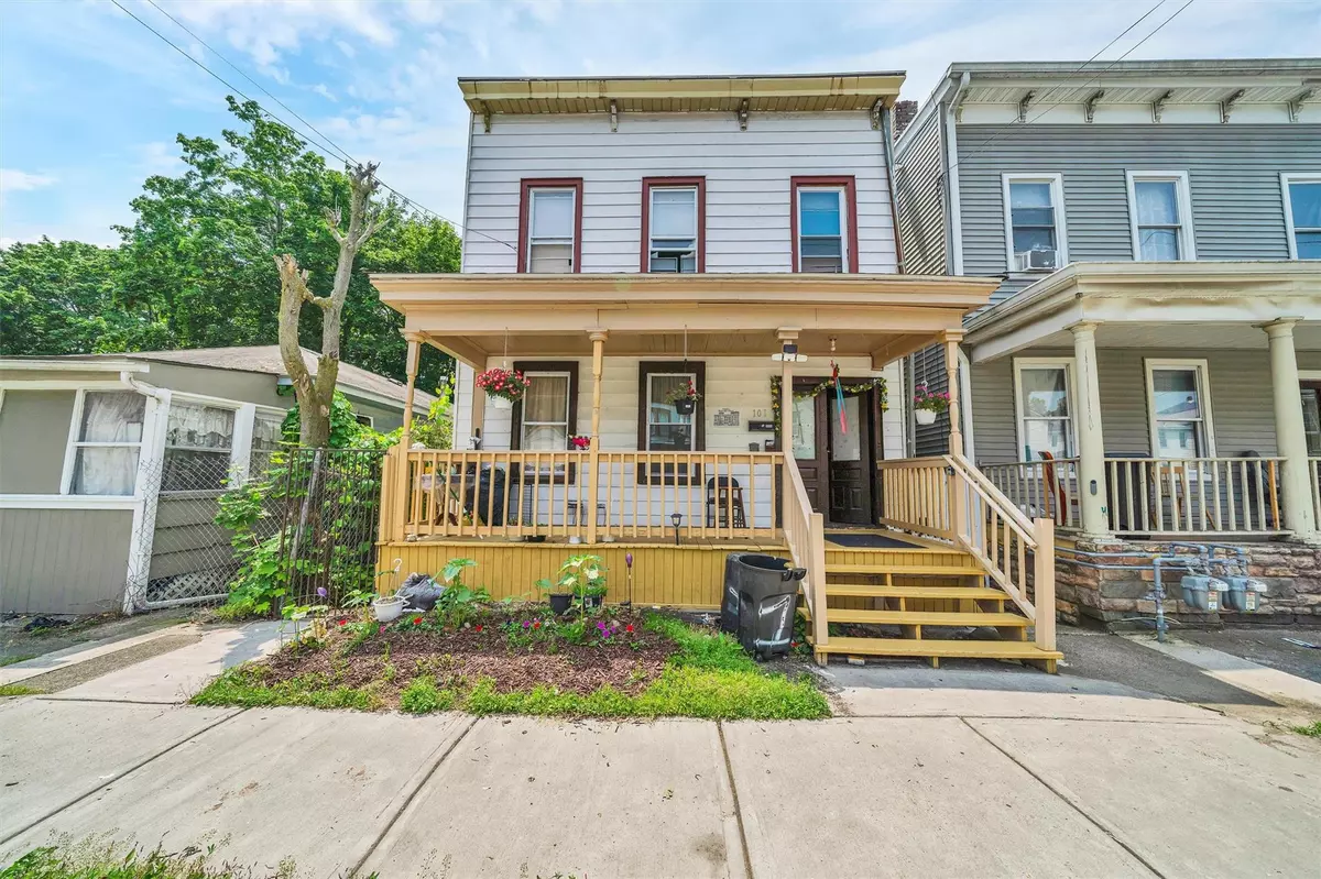 Newburgh, NY 12550,101 Carter ST