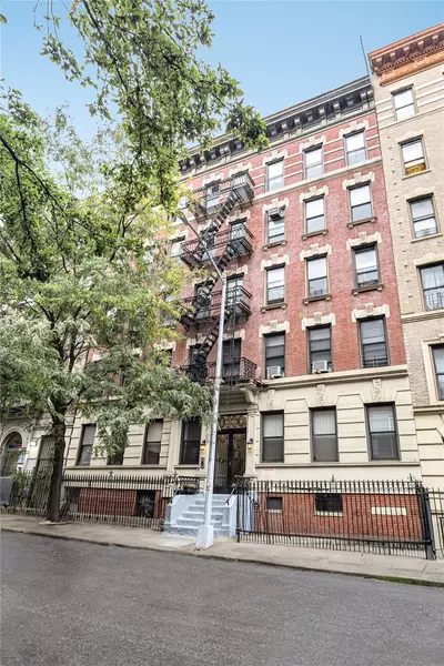 137-139 W 142nd ST #2D, New York (manhattan), NY 10030