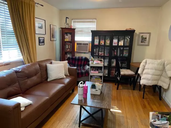 Oakland Gardens, NY 11364,224-43A 64th AVE #43A/545