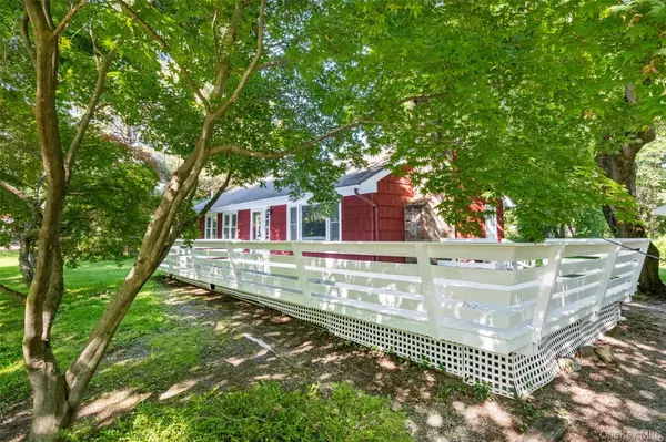 Millbrook, NY 12545,23 Johnson LN