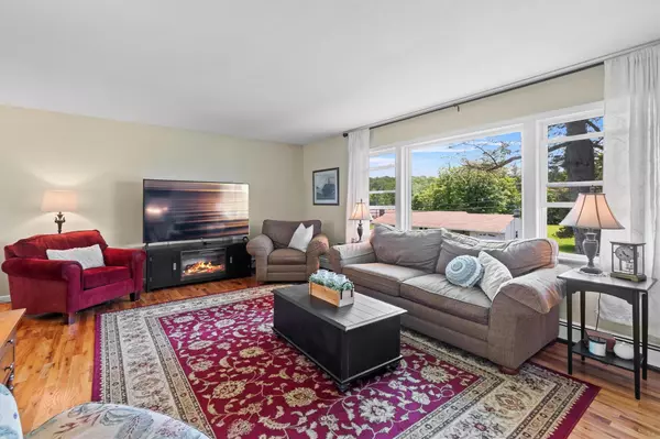 Florida, NY 10921,35 Highview AVE