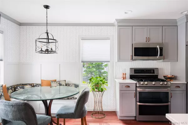 Briarcliff Manor, NY 10510,401 Glenwood DR #401