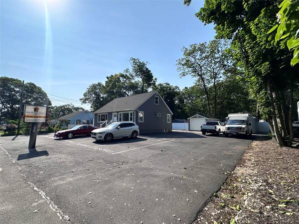 Port Jefferson Station, NY 11776,1430 Hallock AVE