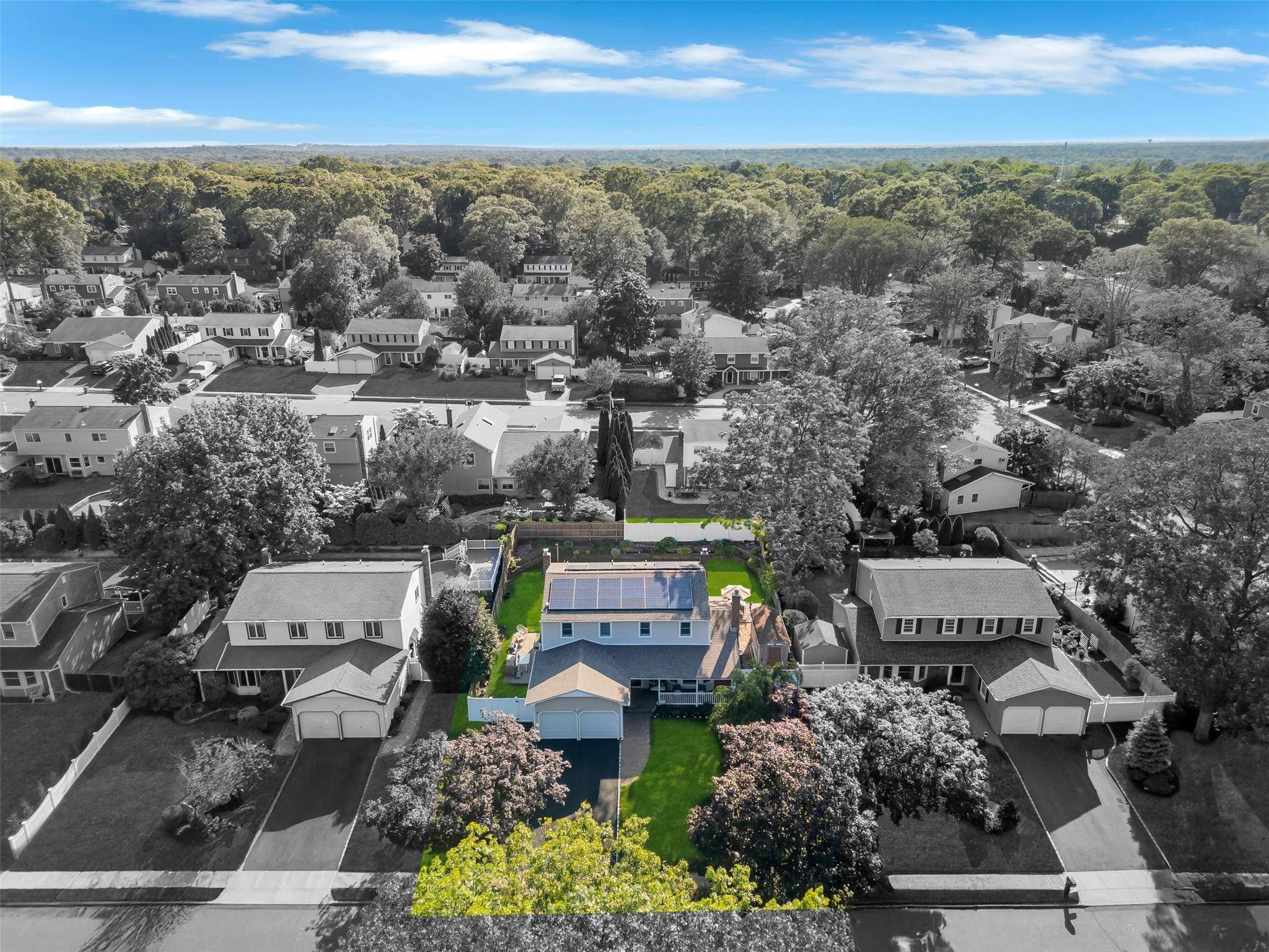 Lake Grove, NY 11755,40 Birch ST