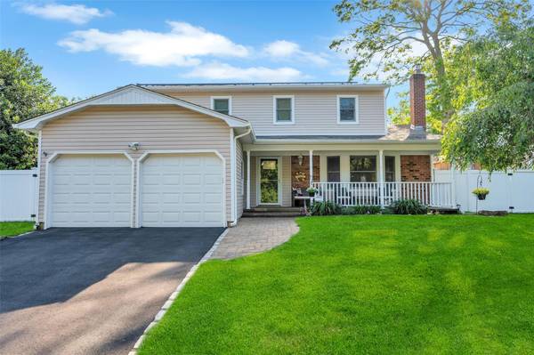 Lake Grove, NY 11755,40 Birch ST