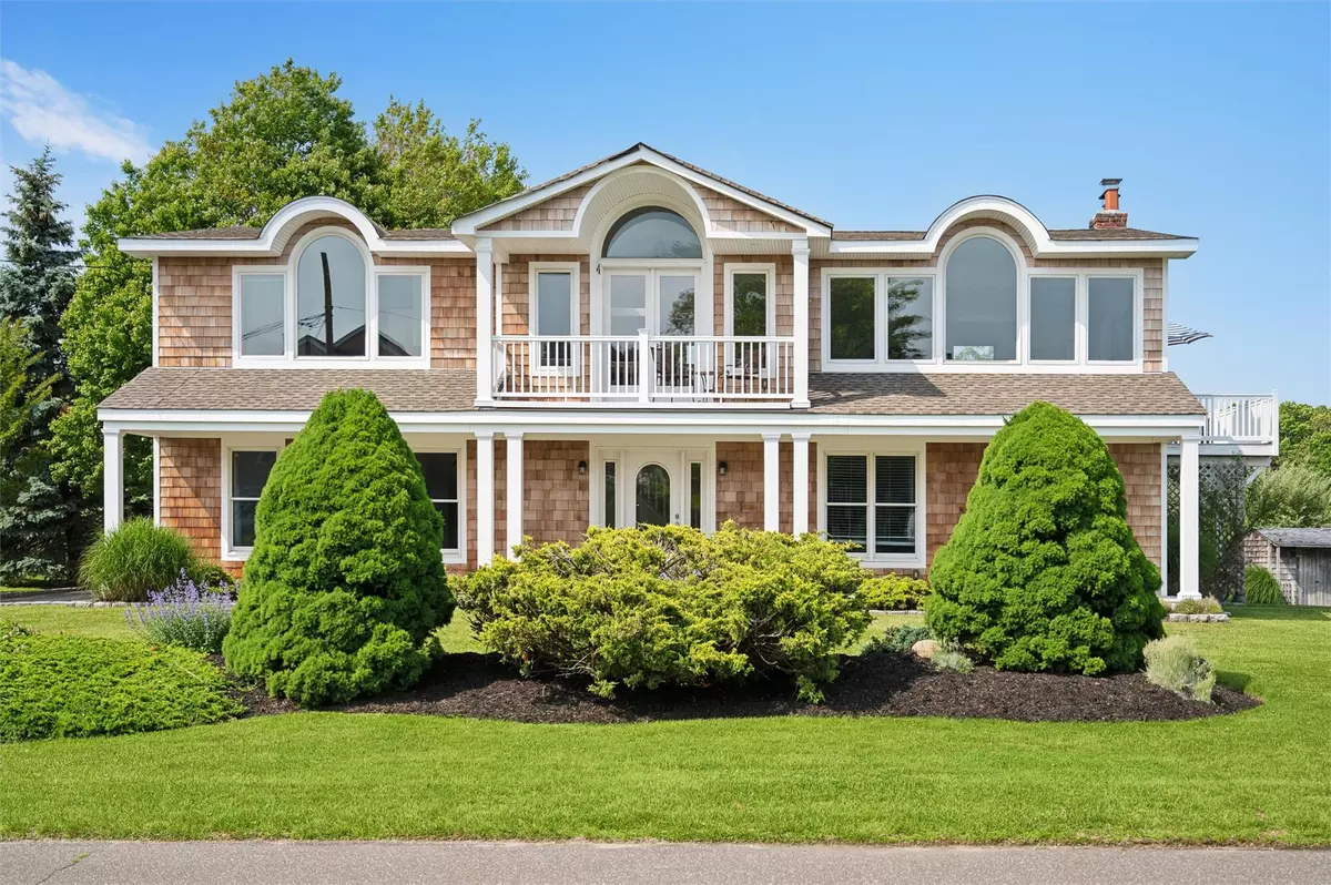 Center Moriches, NY 11934,23 Sedgemere RD