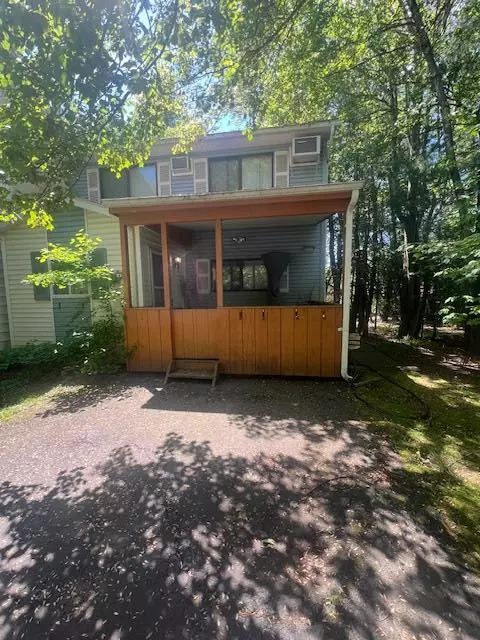 Kiamesha Lake, NY 12751,14 Robert RD