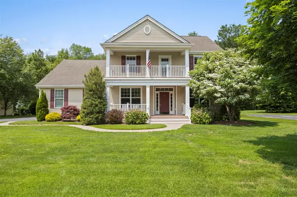 Hopewell Junction, NY 12533,231 Buttonwood WAY