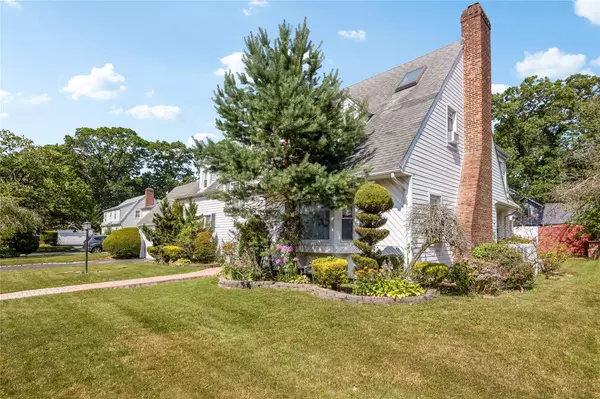 Rockville Centre, NY 11570,24 Lawrence AVE