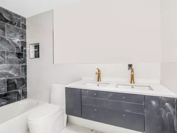 Mount Vernon, NY 10550,65 W 2nd ST #6