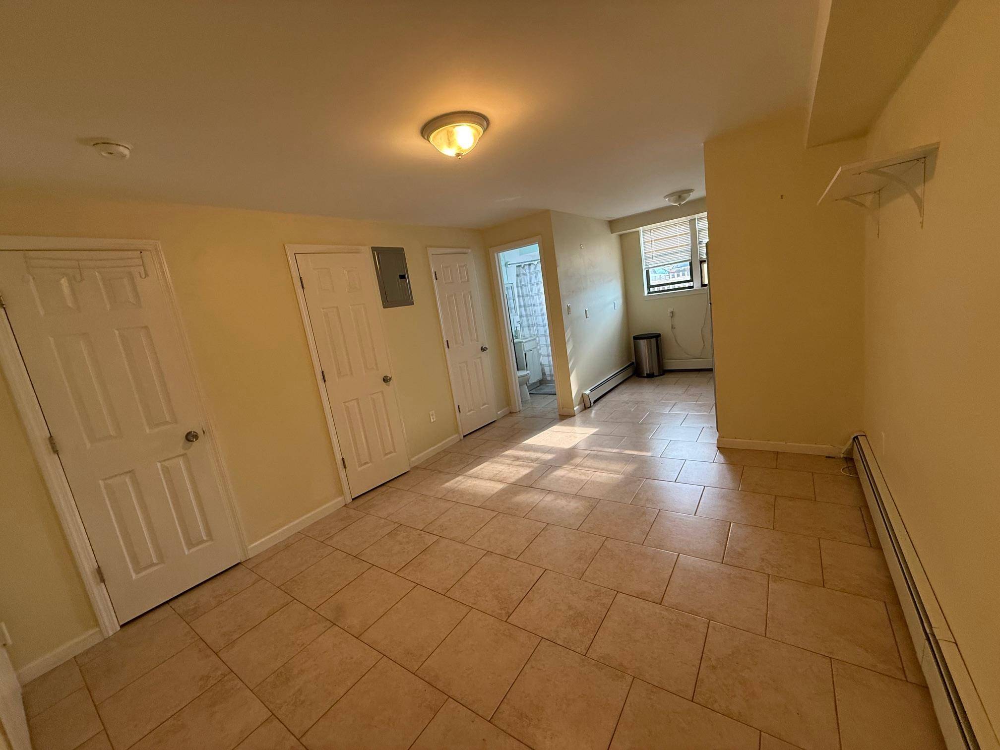 Long Beach, NY 11561,65 W Broadway #4G