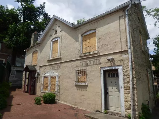11-10 124 ST, College Point, NY 11356