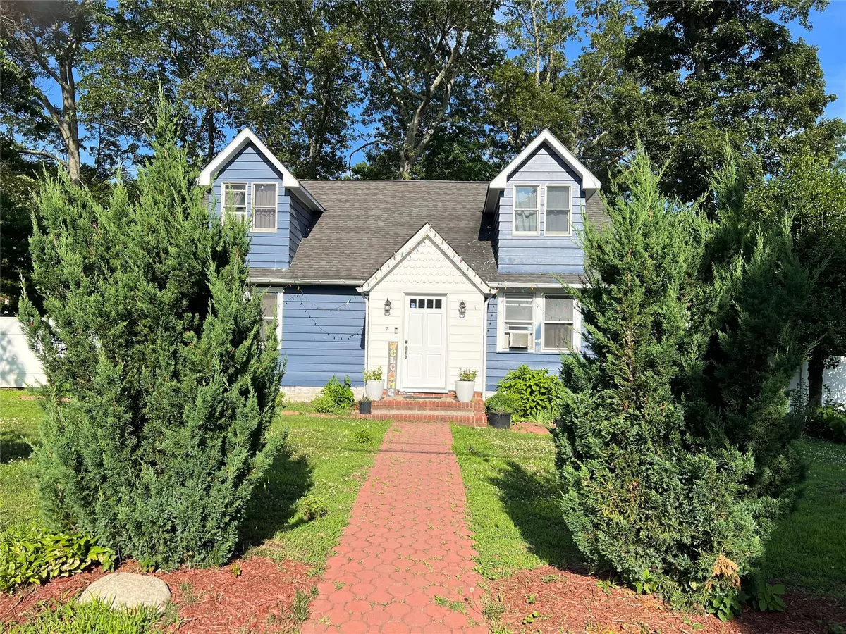 Rocky Point, NY 11778,7 Hazel ST
