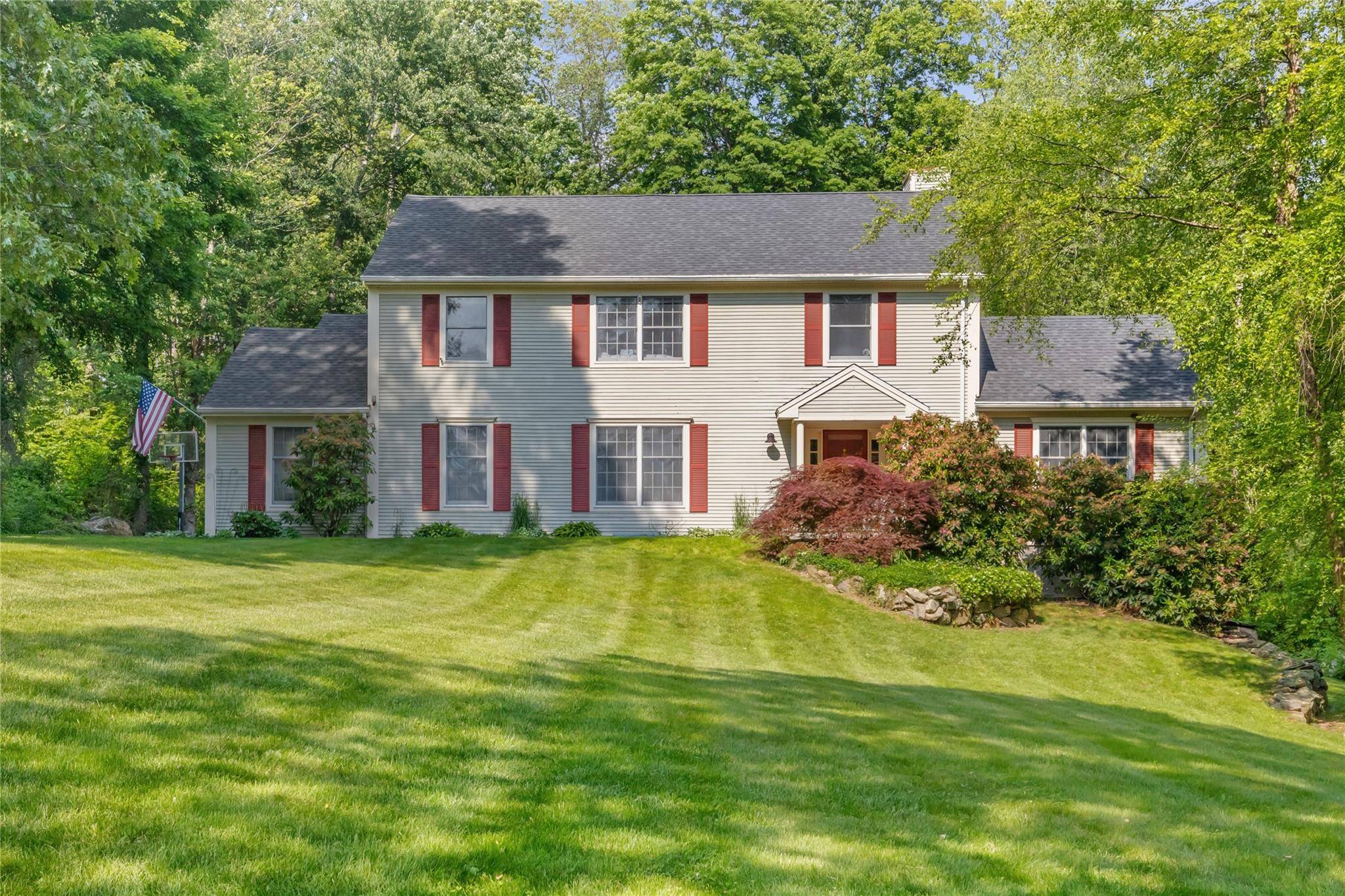 Brewster, NY 10509,41 Indian Hill RD