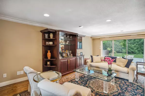 Jericho, NY 11753,55 Maple Run DR