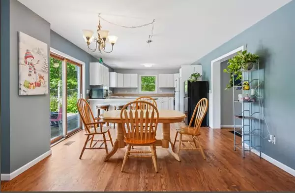 Southampton, NY 11968,484 NORTH MAGEE ST