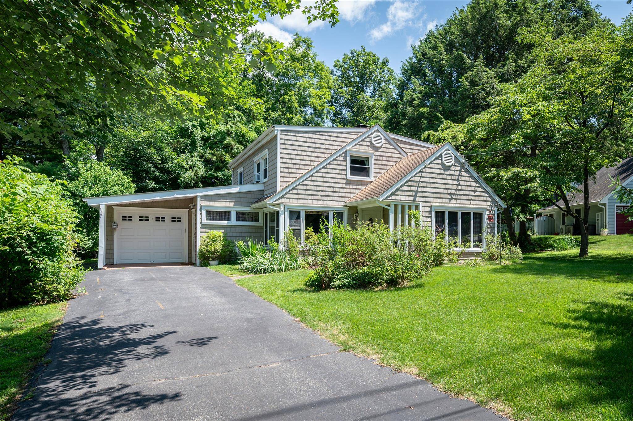 94 East WAY, Mount Kisco, NY 10549