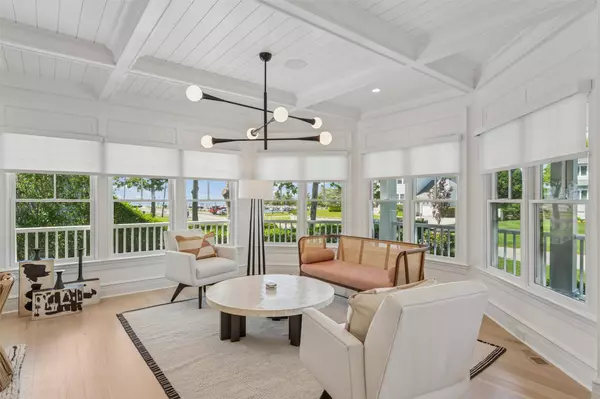 East Quogue, NY 11942,41 Landing LN