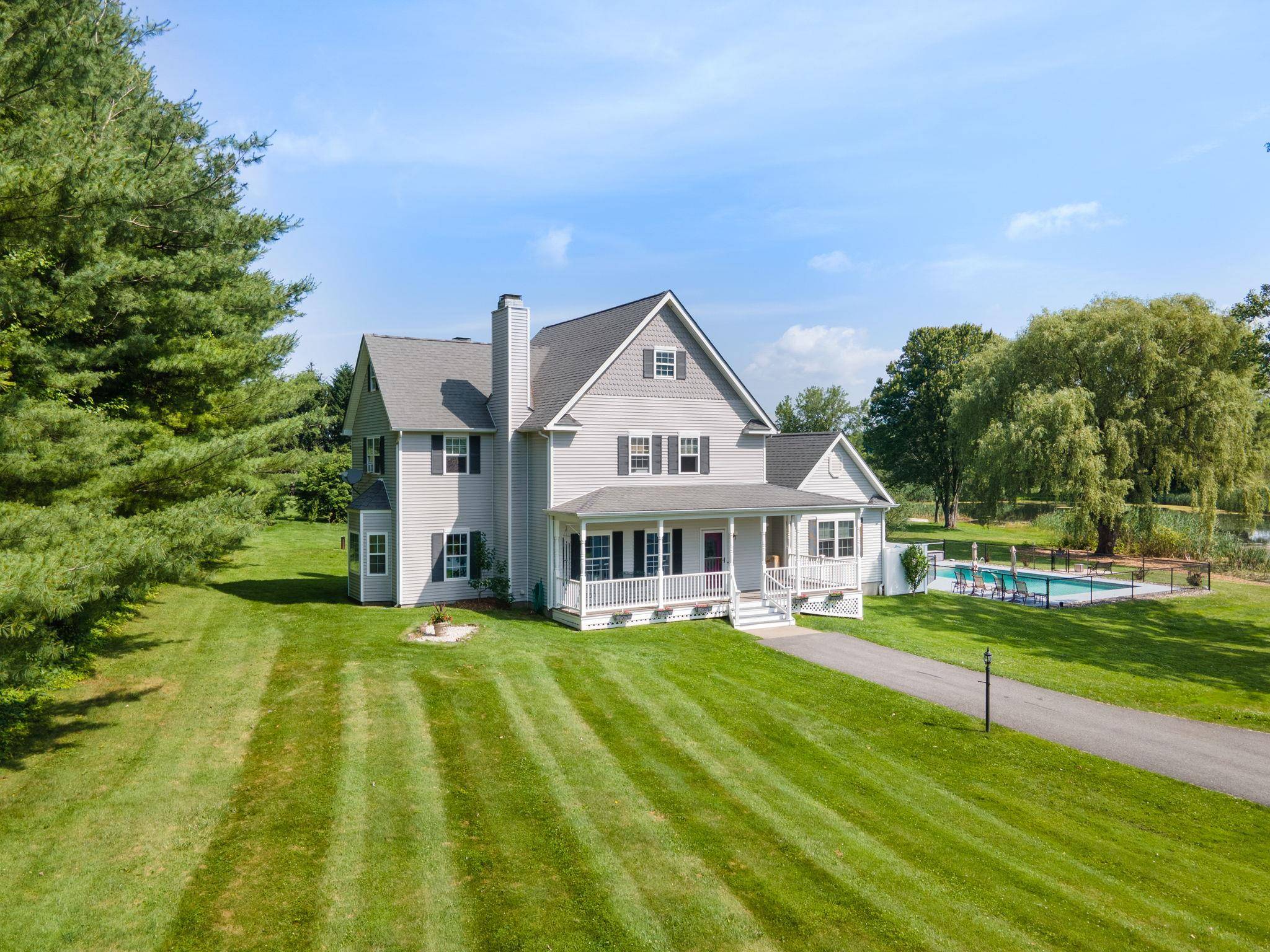 45 Morgan LN, Poughquag, NY 12570