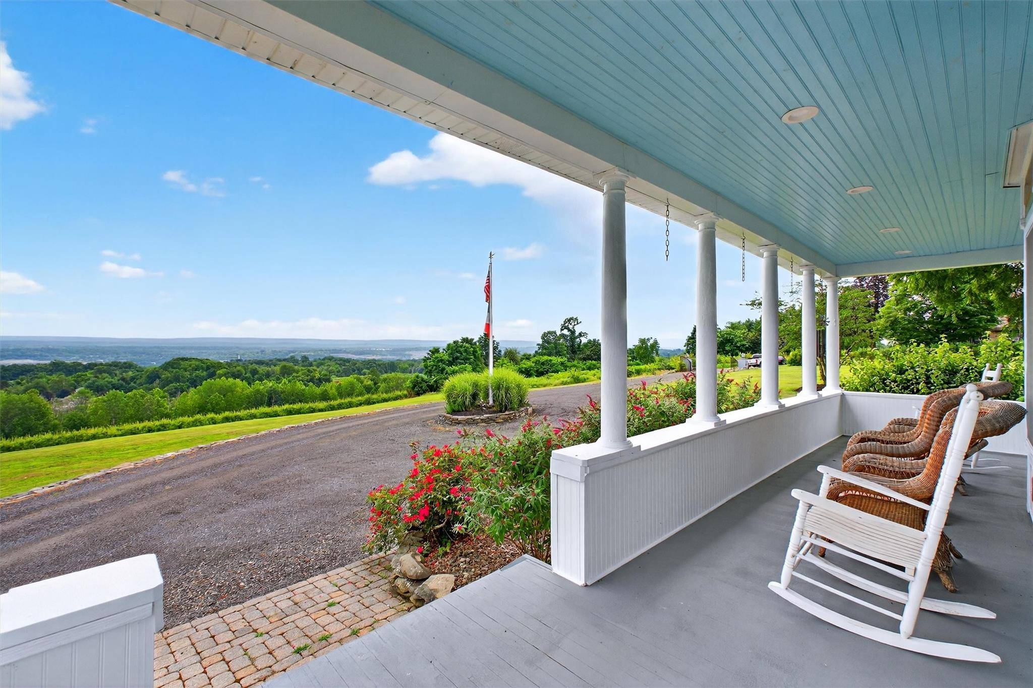 Milton, NY 12547,38 Clarkes LN