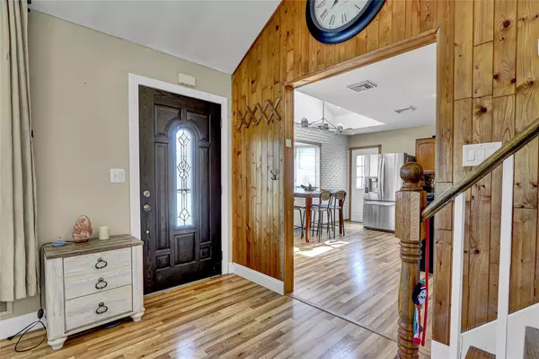 Deer Park, NY 11729,286 E 4th ST