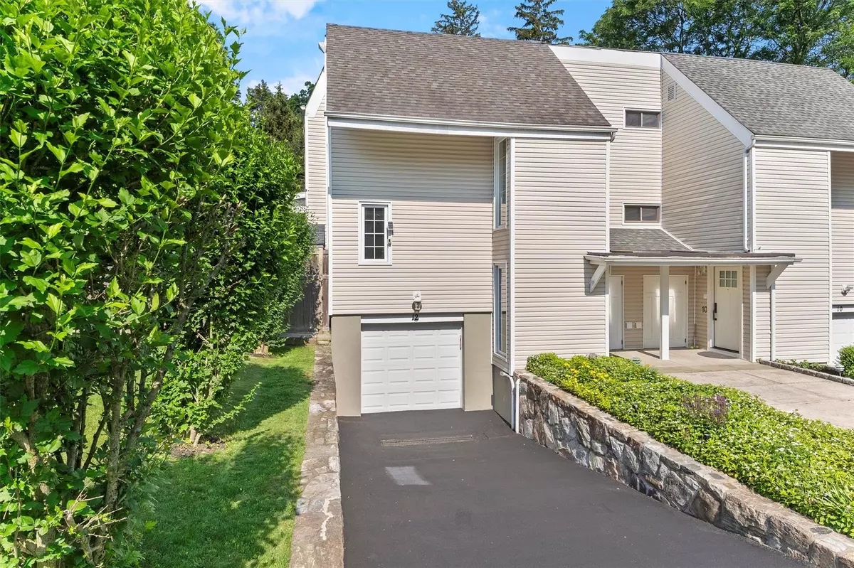 Irvington, NY 10533,12 Downing CT