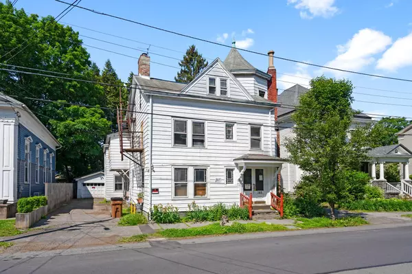 Kingston, NY 12401,165 Fair ST