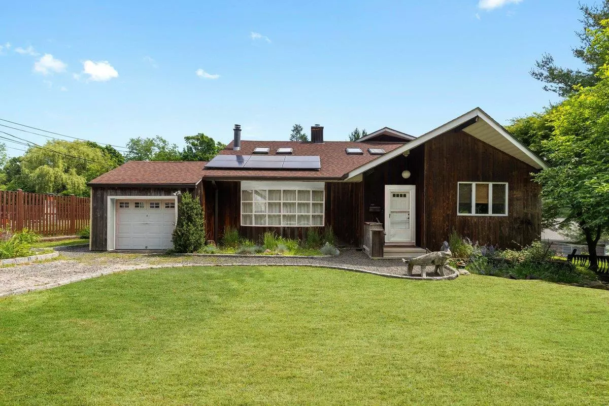 Hastings-on-hudson, NY 10706,18 Harvard LN