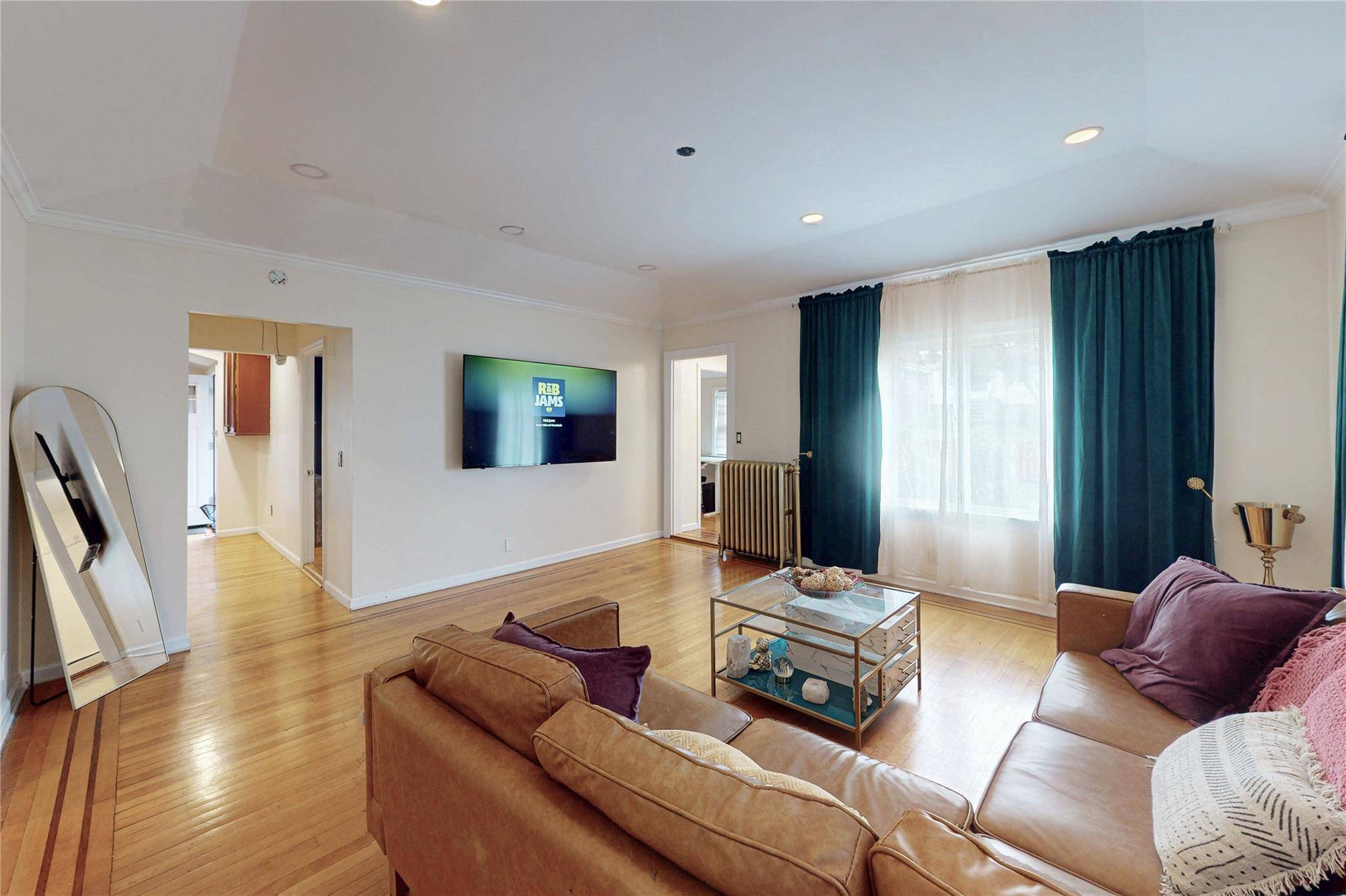 Cortlandt Manor, NY 10567,33 Hollowbrook CT